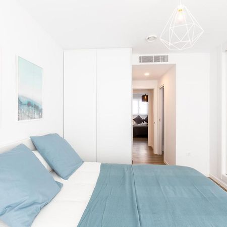 Fabuloso Apartamento Nuevo Con Parking Y Piscina Malaga Bagian luar foto